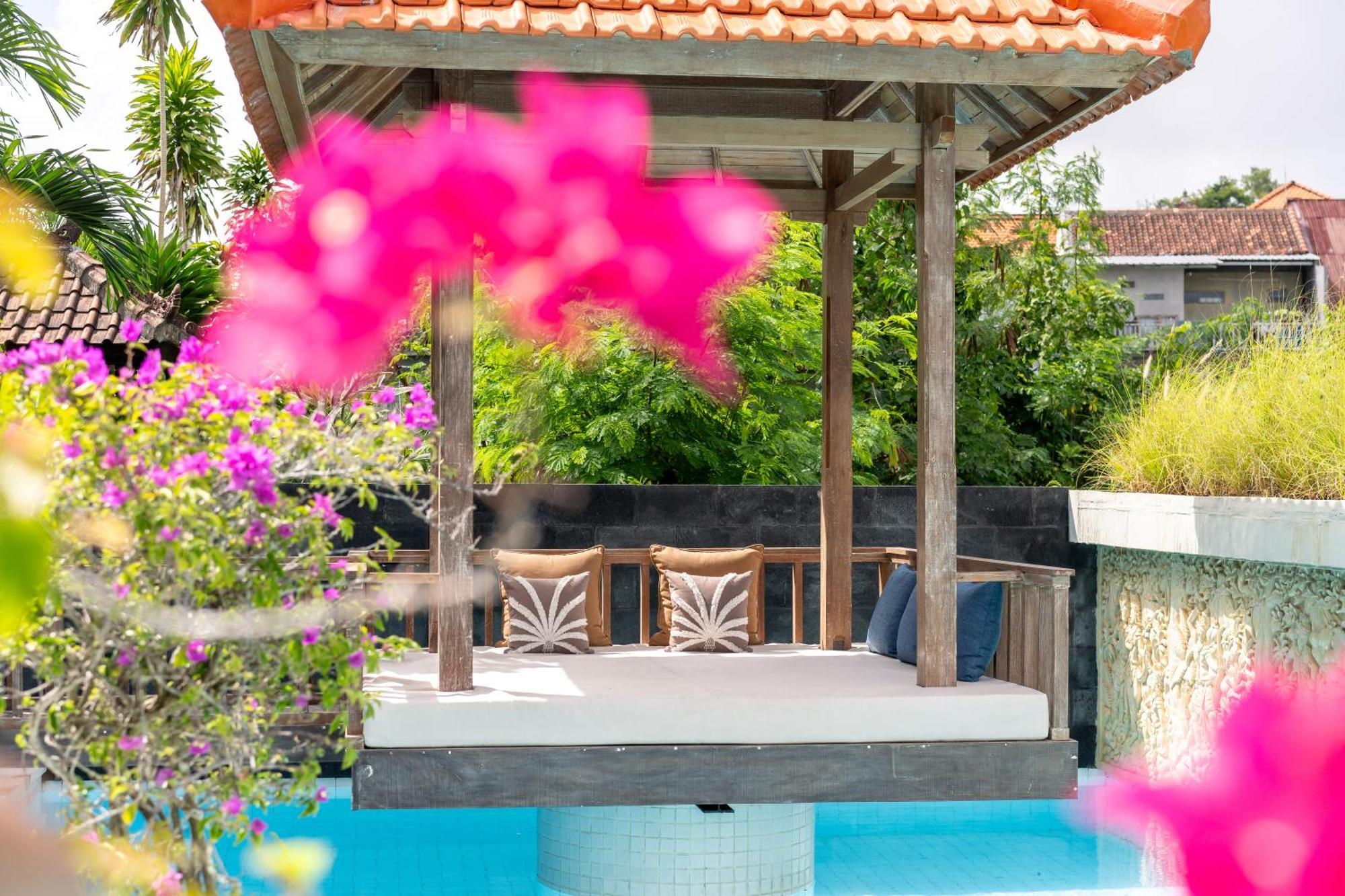 Tropical Villa Senang Uluwatu  Exterior photo
