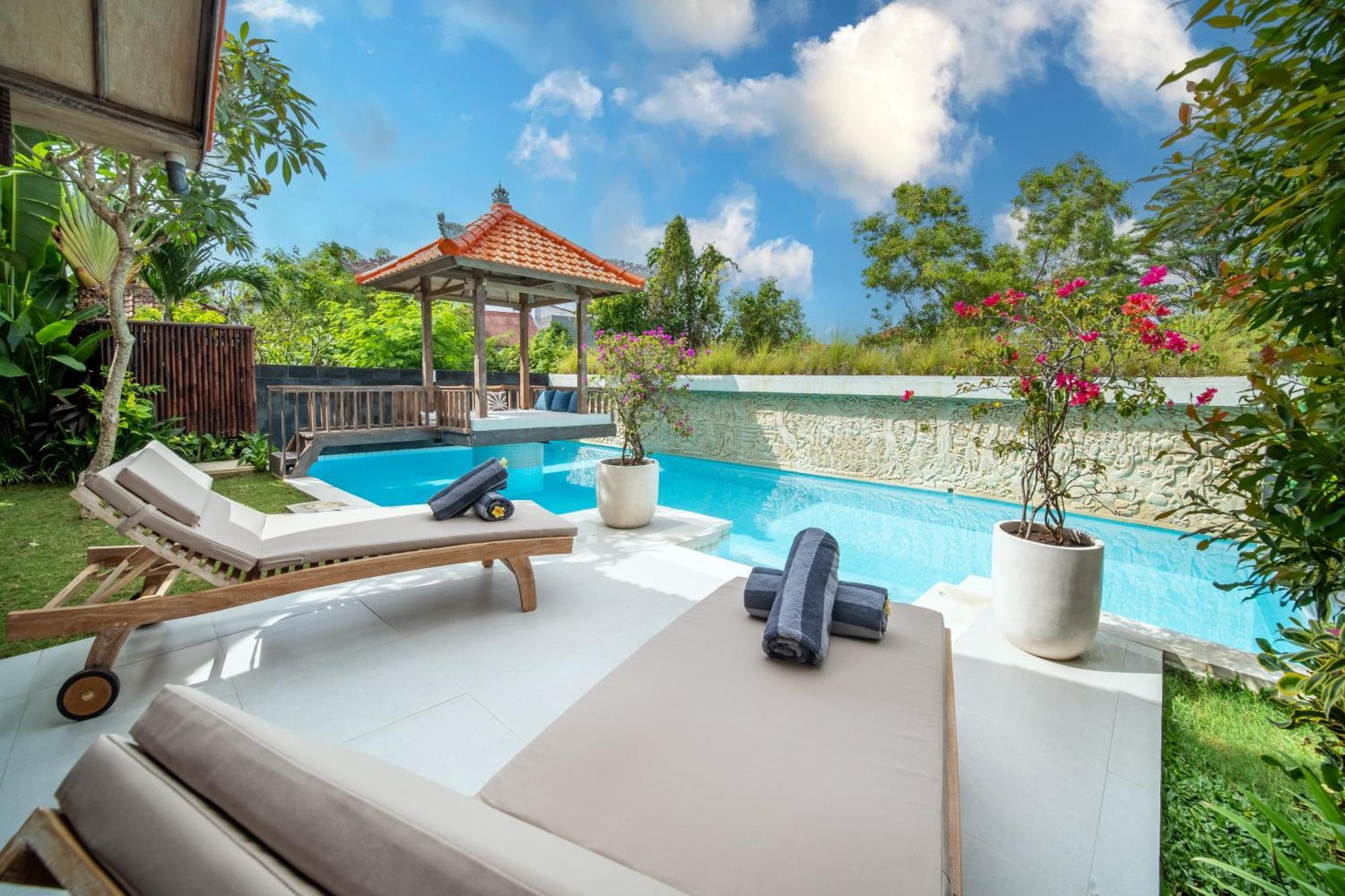 Tropical Villa Senang Uluwatu  Exterior photo