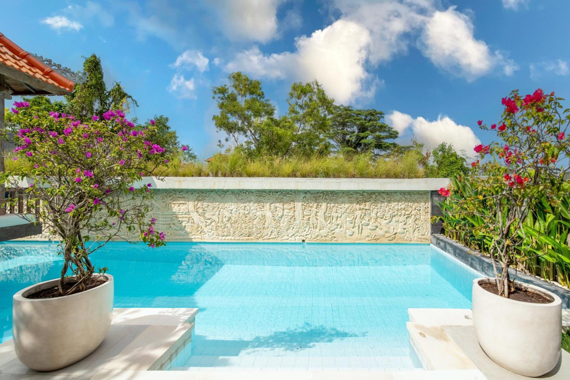 Tropical Villa Senang Uluwatu  Exterior photo